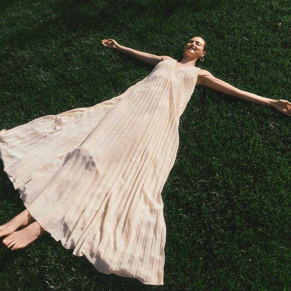 Reformation Rafina dress - Picture 4 of 16